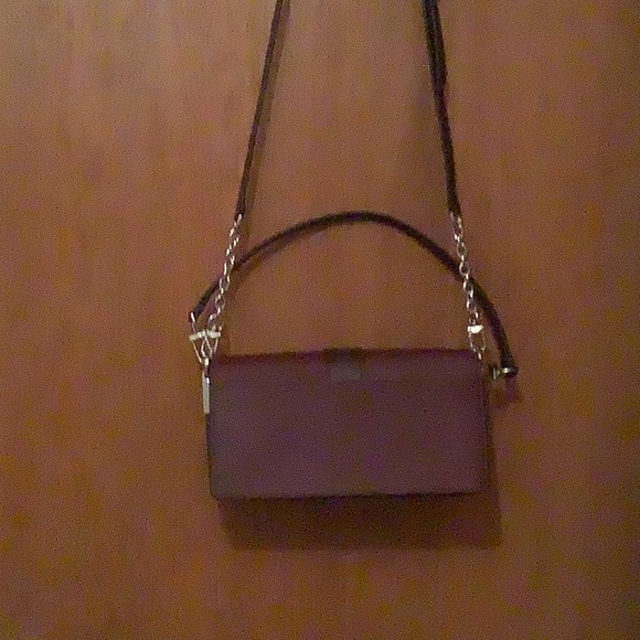 Brand new Michael Kors purse. Beautiful detail! - Picture 2 of 3